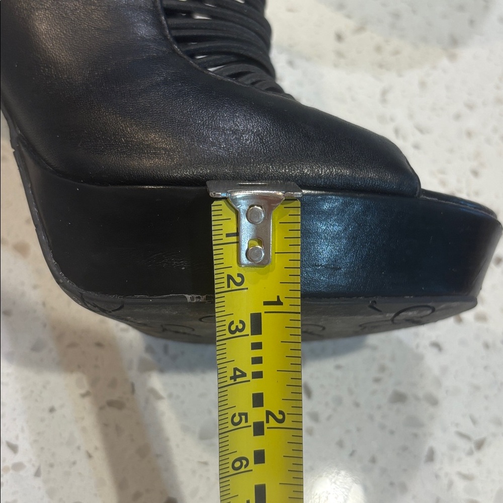 Jessica Simpson Heels - Picture 6 of 6